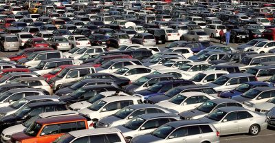 Стоянка с автомобилями аукциона Манхейм