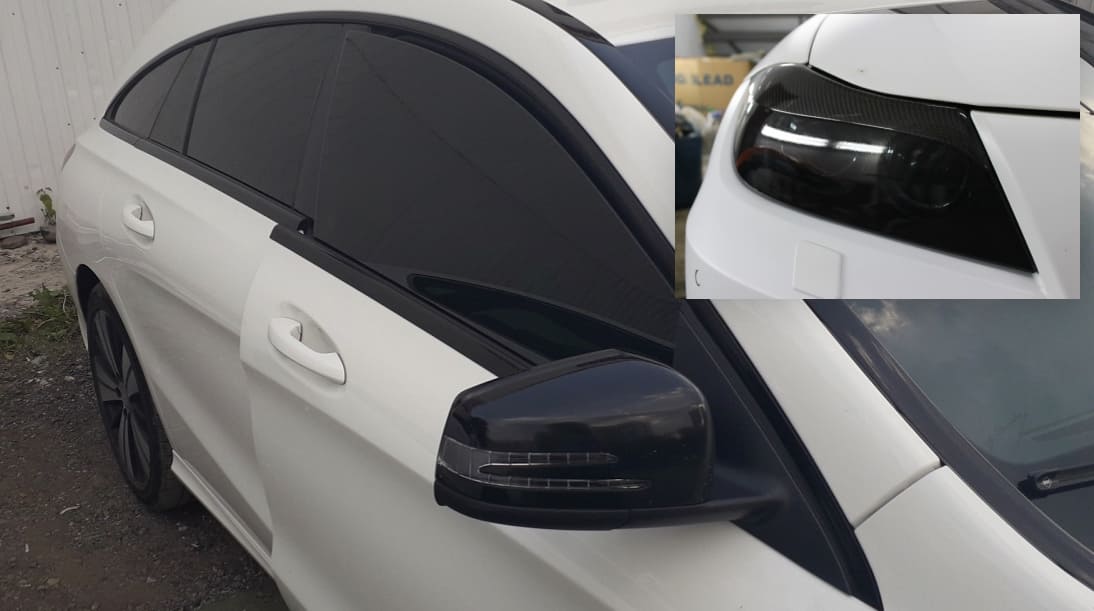 Авто з тонованими склом і фарами