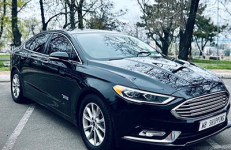 2018 Ford Fusion hybrid plug-in Titanium