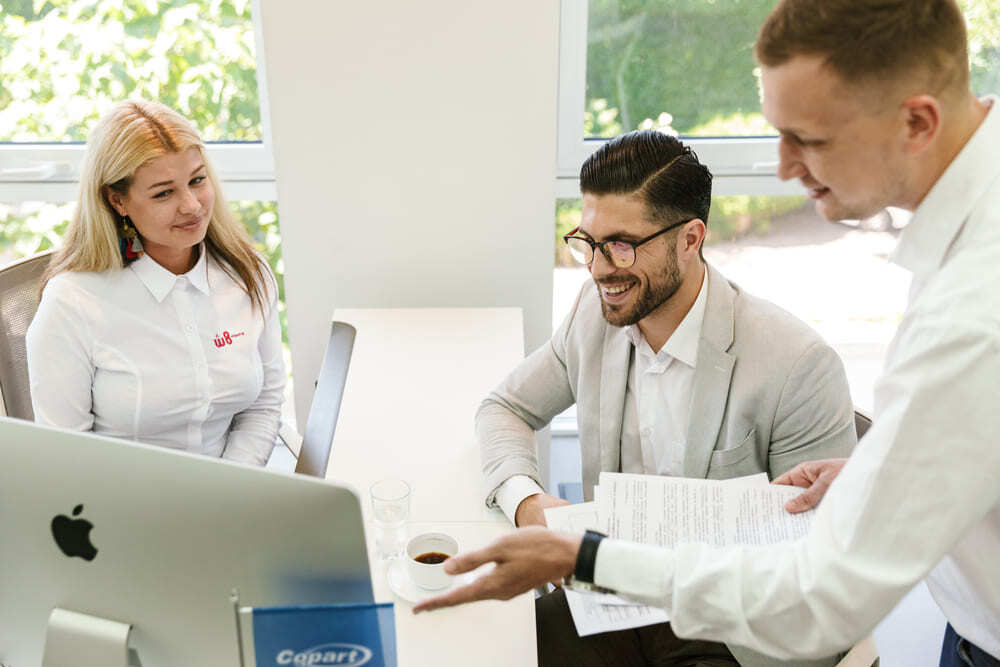 Менеджер рассказывает о гарантиях