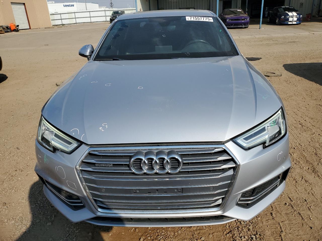 Седаны AUDI A4 PREMIUM PLUS 2018 Серебристый