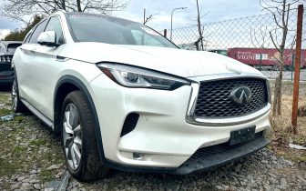 Внедорожники INFINITI QX50 ESSENTIAL 2021 Белый