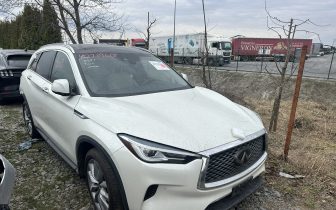 Внедорожники INFINITI QX50 ESSENTIAL 2021 Белый