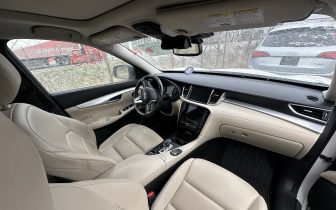 Внедорожники INFINITI QX50 ESSENTIAL 2021 Белый
