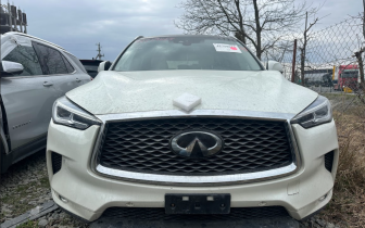 Внедорожники INFINITI QX50 ESSENTIAL 2021 Белый