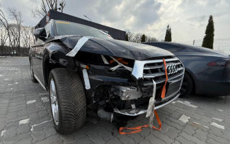 Внедорожники AUDI Q5 PREMIUM PLUS 2018 Черный