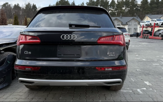 Внедорожники AUDI Q5 PREMIUM PLUS 2018 Черный