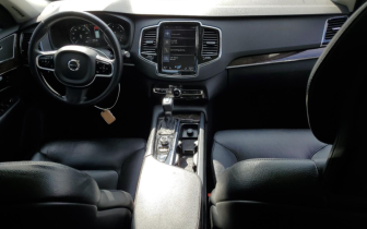 Позашляховики  VOLVO  XC90 T6 MOMENTUM 2016 Сріблястий