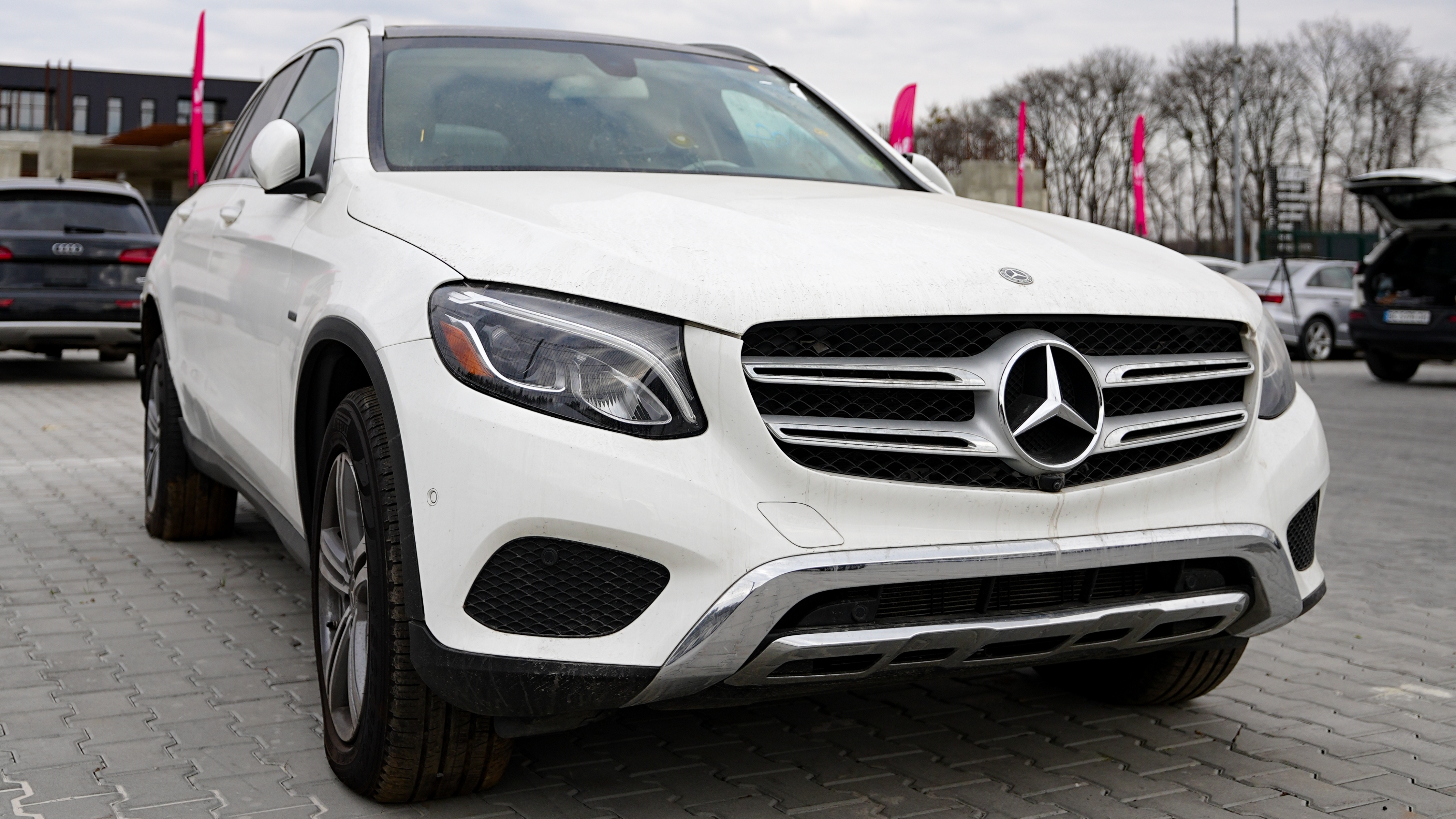 suv MERCEDES-BENZ GLC 350E 2019 Белый