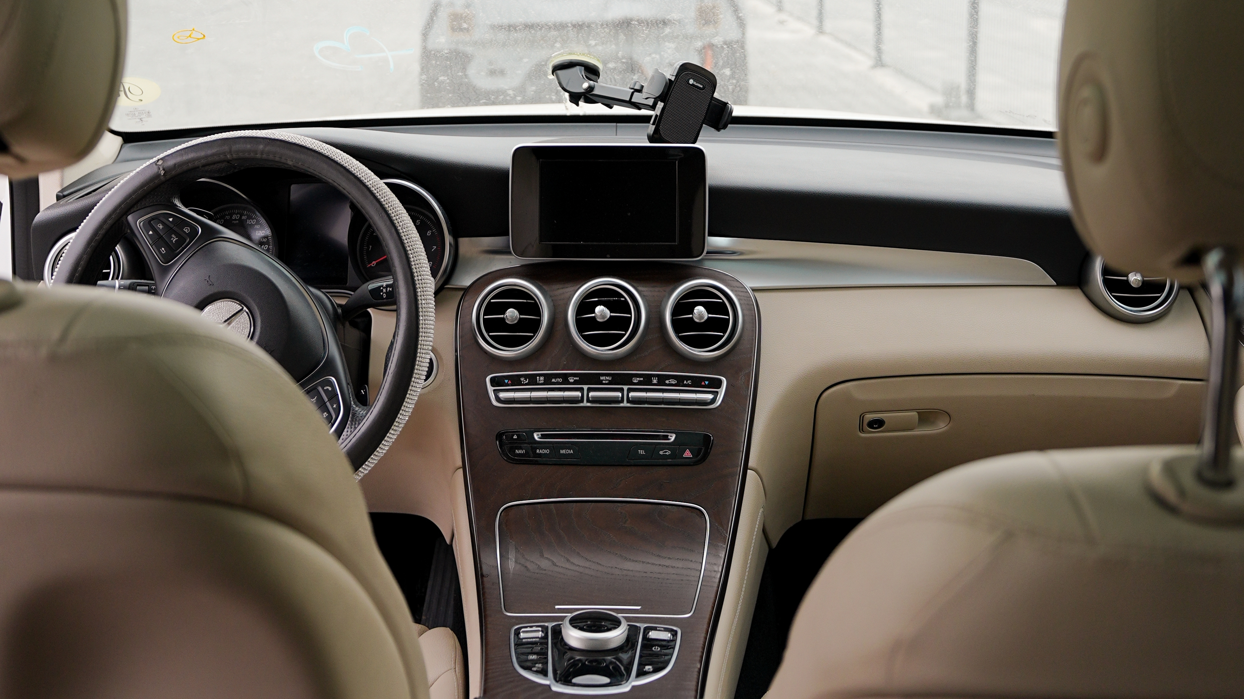 suv MERCEDES-BENZ GLC 350E 2019 Белый