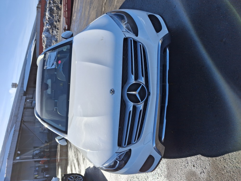 Кроссоверы MERCEDES-BENZ GLC 350E  2019 Белый