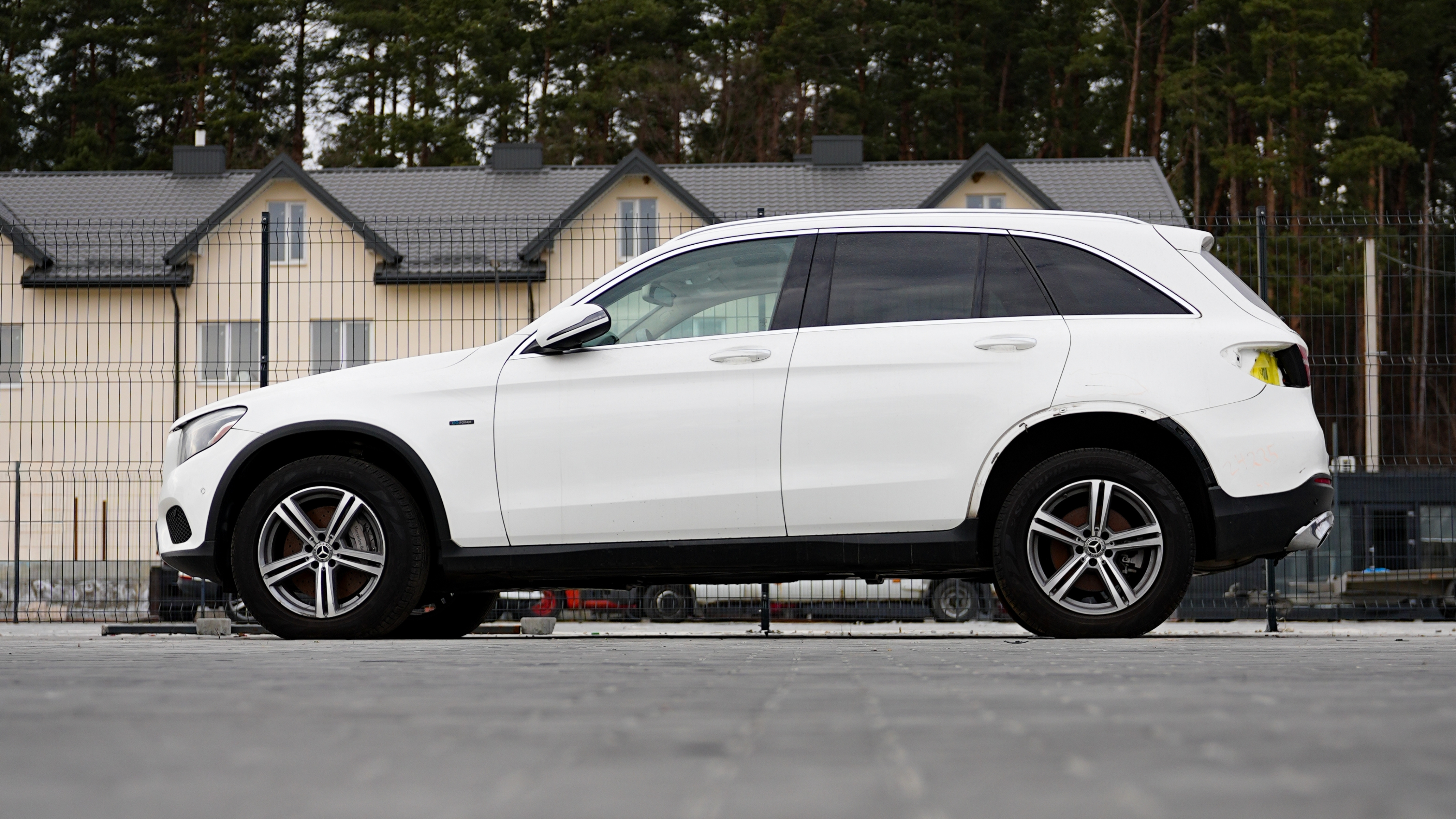 suv MERCEDES-BENZ GLC 350E 2019 Белый