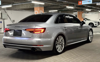 Седаны AUDI A4 PREMIUM PLUS 2018 Серебристый