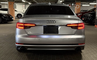 Седаны AUDI A4 PREMIUM PLUS 2018 Серебристый