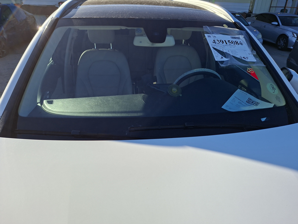 Кроссоверы MERCEDES-BENZ GLC 350E  2018 Белый