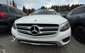 Кроссоверы MERCEDES-BENZ GLC 350E  2019 Белый