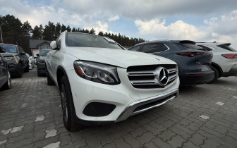 Кроссоверы MERCEDES-BENZ GLC 350E  2019 Белый