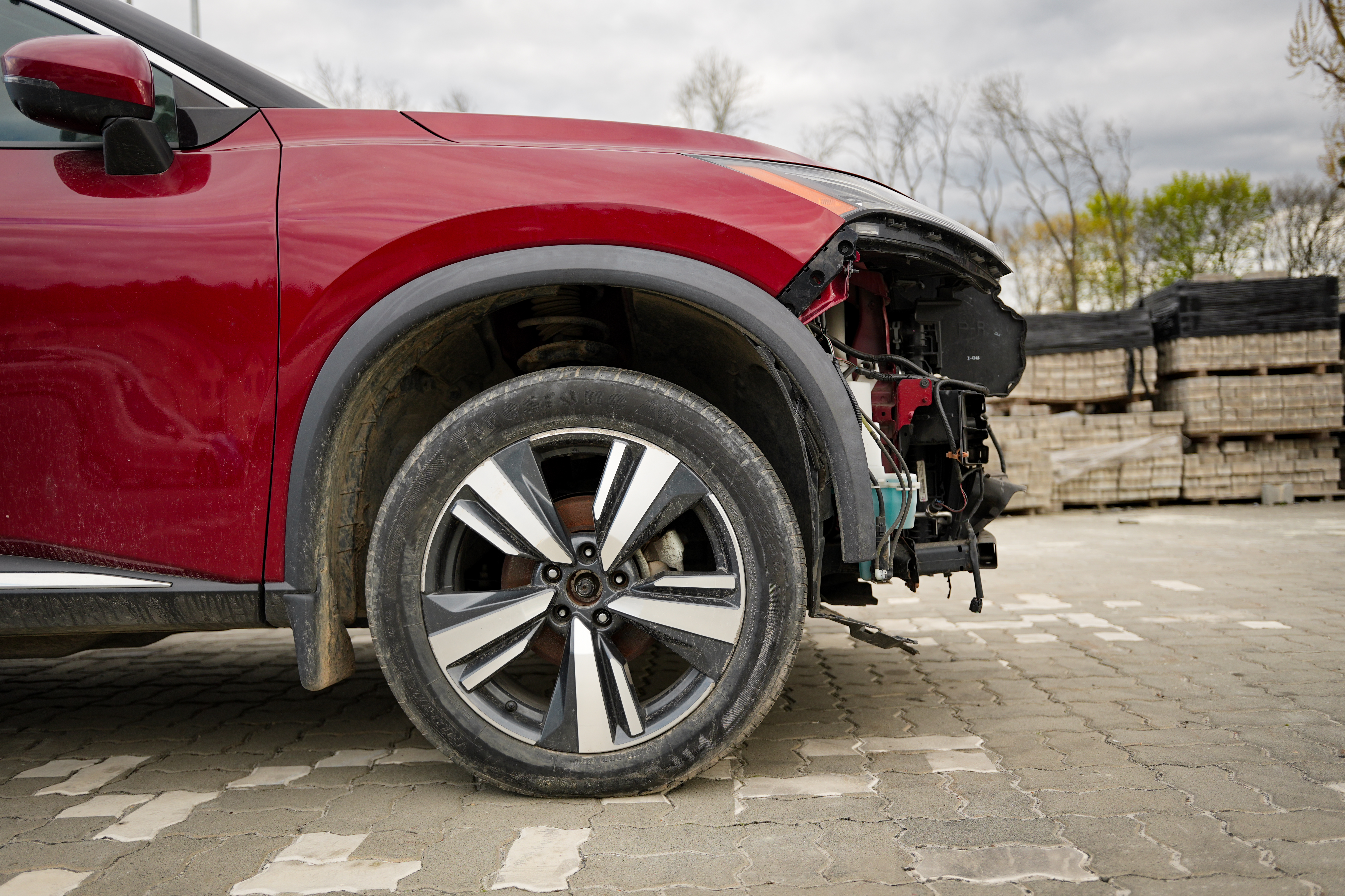 sedan NISSAN ROGUE SL 2020 Красный