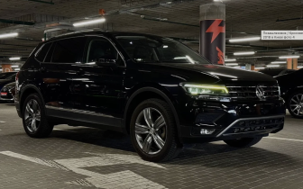 Sport  VOLKSWAGEN  TIGUAN SEL PREMIUM 2018 Черный