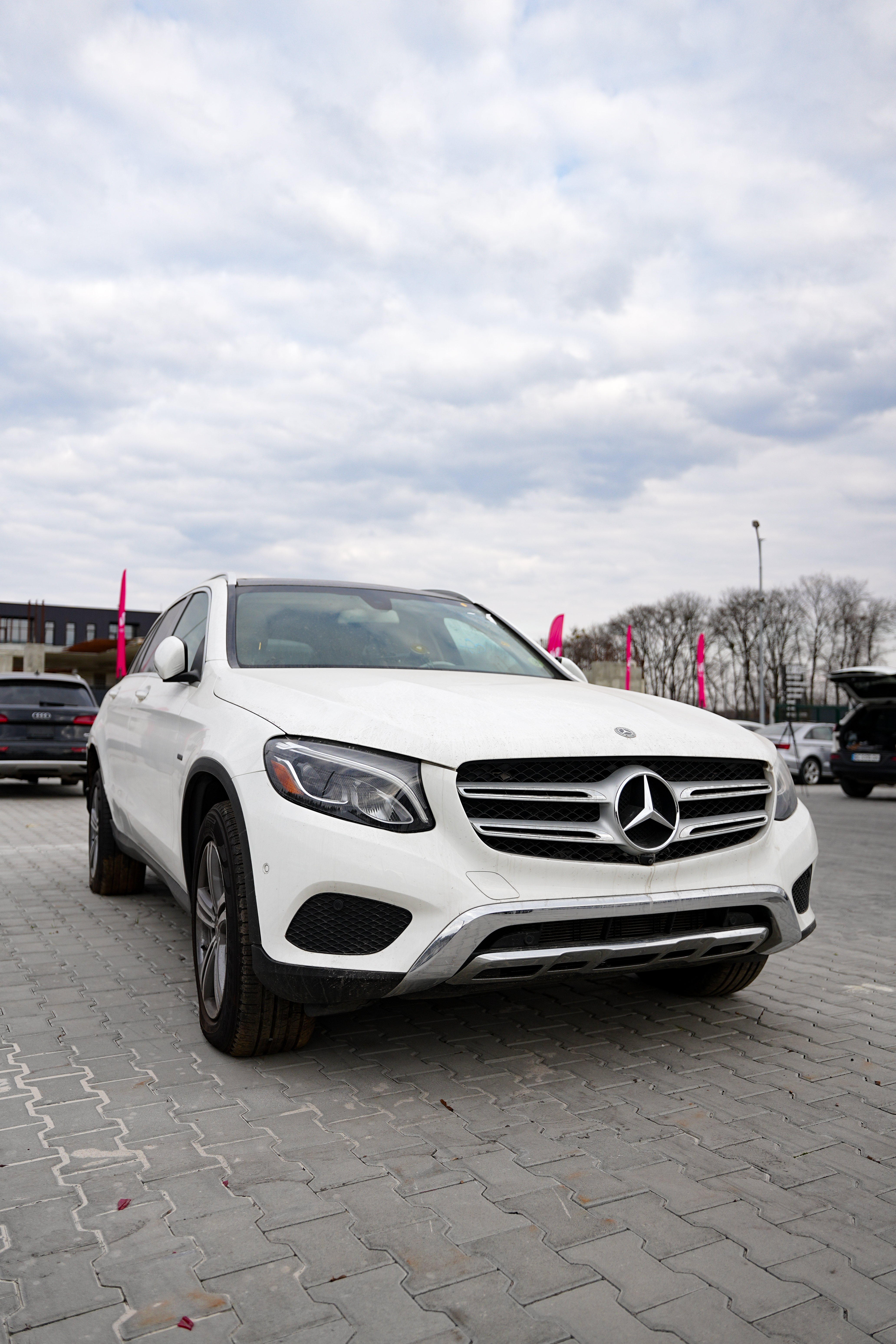Кросовери MERCEDES-BENZ GLC 350E  2019 Білий
