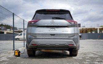 Внедорожники NISSAN ROGUE SV 2021 Серебристый