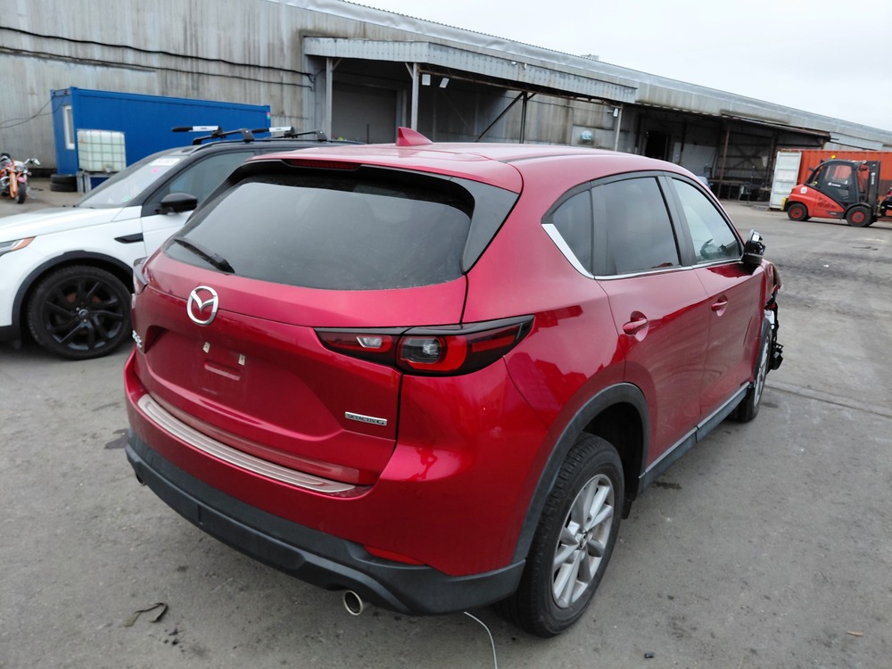sedan MAZDA CX-5 PREFERRED 2023 Красный
