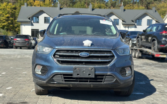 Позашляховики FORD Escape 2018 Синій